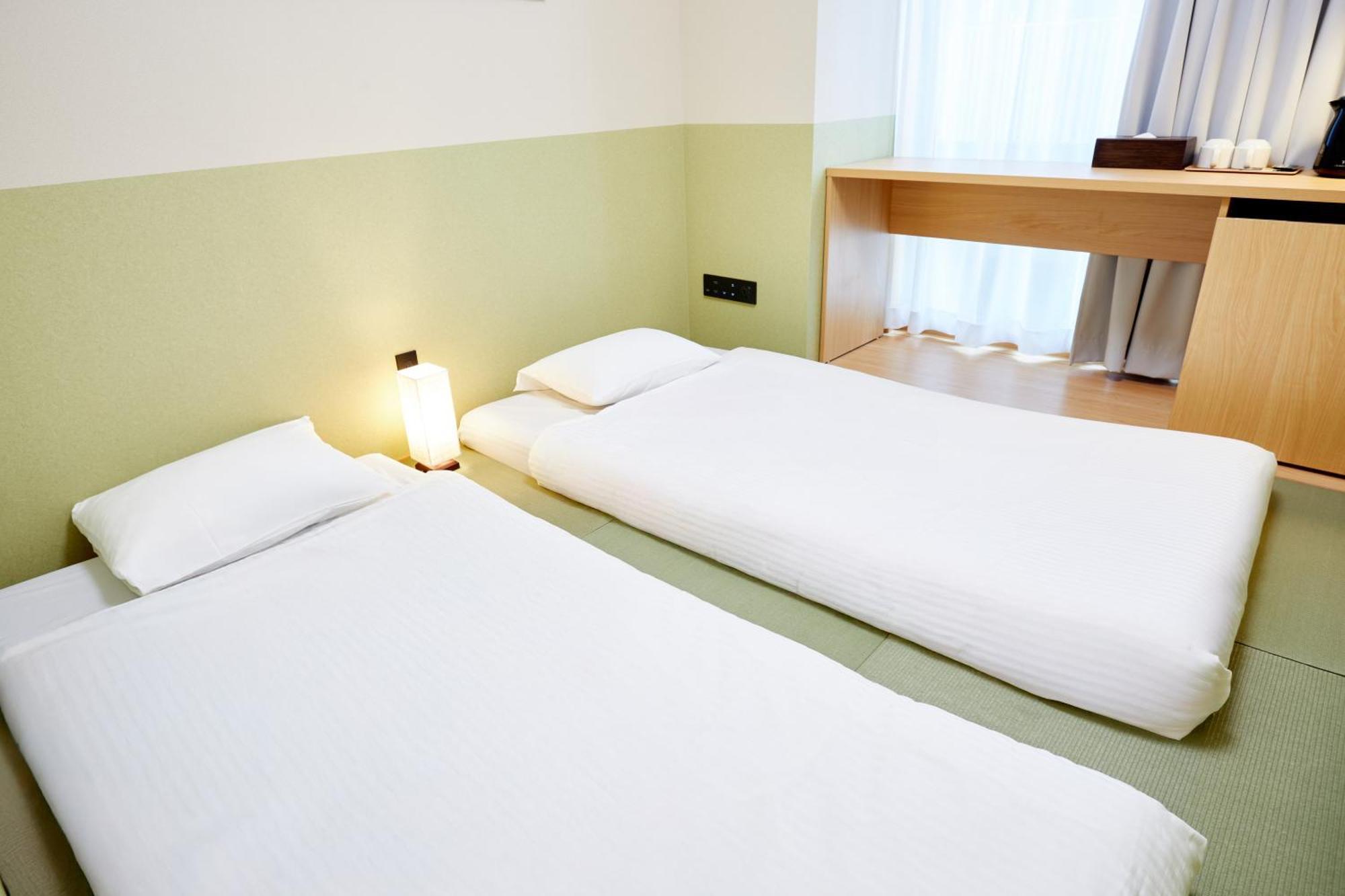 Far East Village Osaka, Namba South 3*