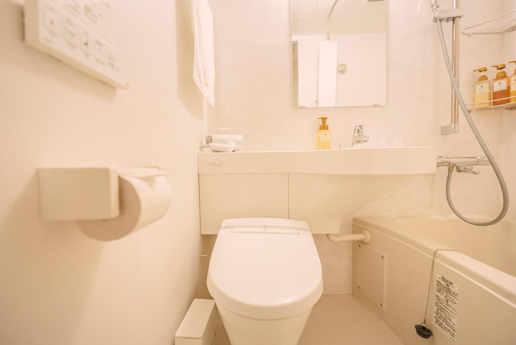 Far East Village Osaka, Namba South 3*